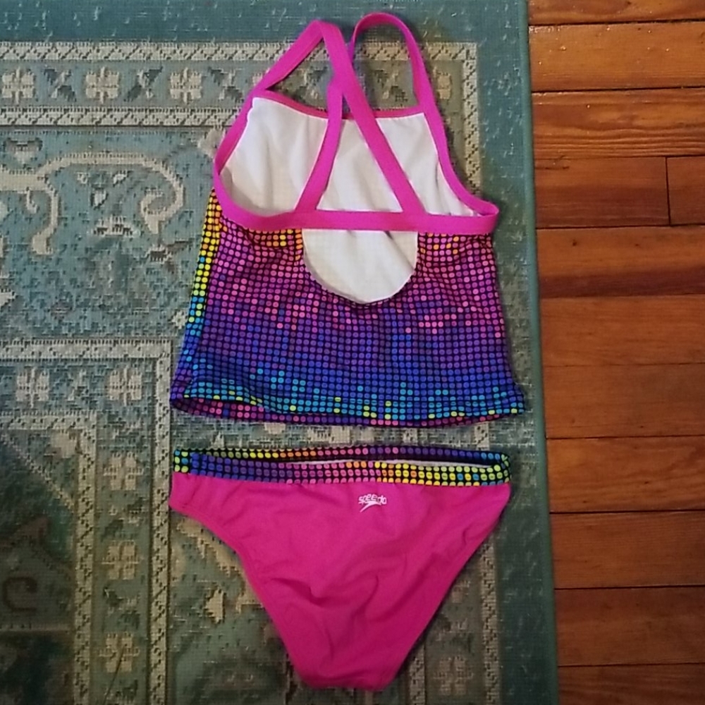 Bathing suit - Picture 2 of 3